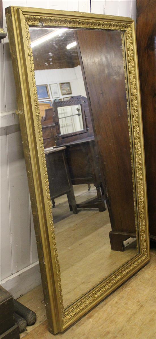 Gilt frame mirror